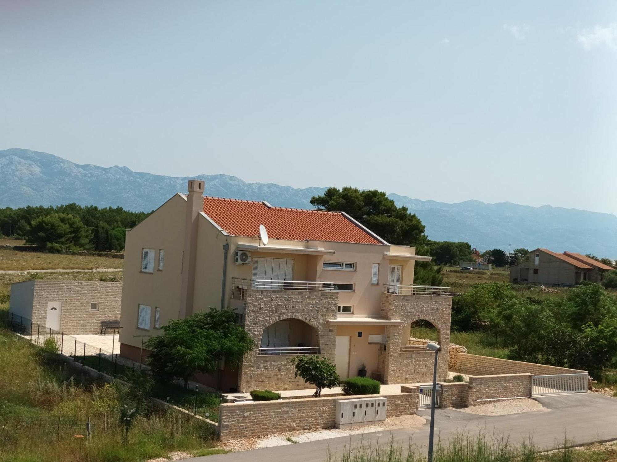 Apartmani Lucija Povljana Exterior foto